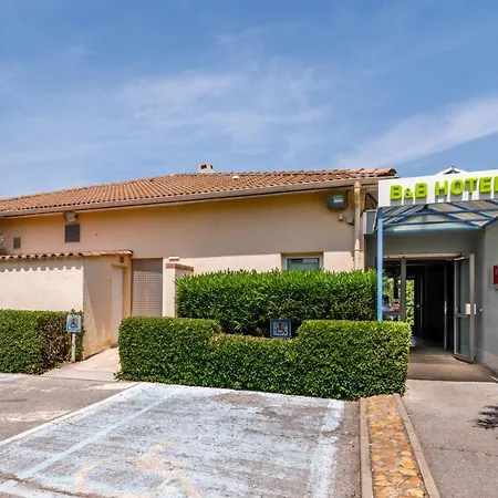 Sud Lattes 호텔 2*