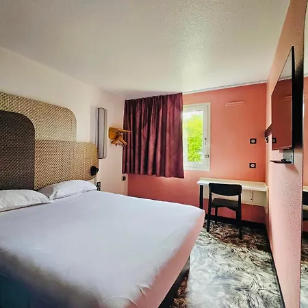 Hotel Sud Lattes 2*