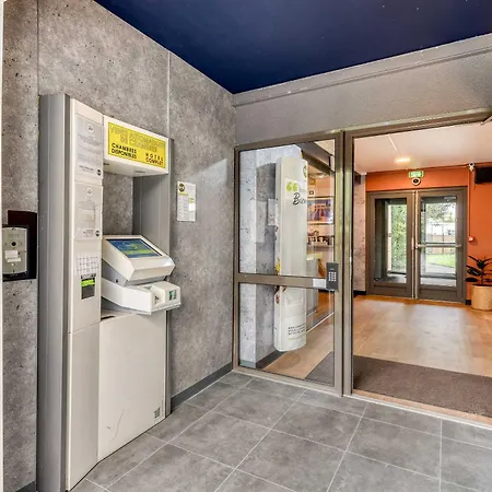 Sud Lattes 호텔 2*